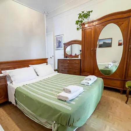 ゲストハウス Dolmen House モンタルバーノ・エリコーナ